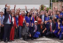 Presidente Lula e funcionários da Casa da Moeda na cerimônia de celebração dos 90 anos do salário mínimo (FOTOS: RICHARD CARRASCO).