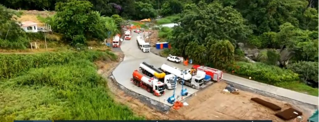 Local da obra no duto da Transpetro, próximo ao condomínio em Itacuruçá
