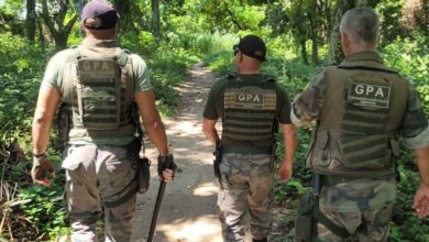 Agentes do GPA realizam patrulhamento em área de mata