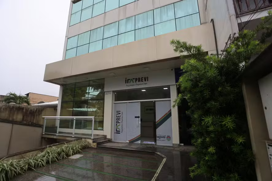 Itaguaí e Estado do Rio têm acesso a recursos federais suspenso após perda do Certificado de Regularidade Previdenciária por investimentos em títulos do Banco Master (FOTO: REPRODUÇÃO).