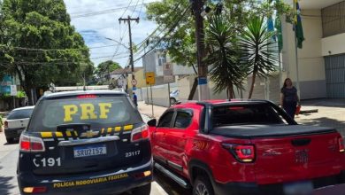 PRF intercepta picape com sinais de adulteração