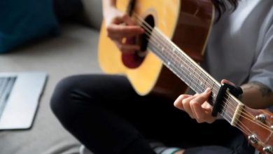 Oficina de violão oferecida gratuitamente