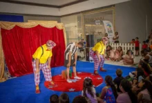 Artistas da companhia Turma Em Cena