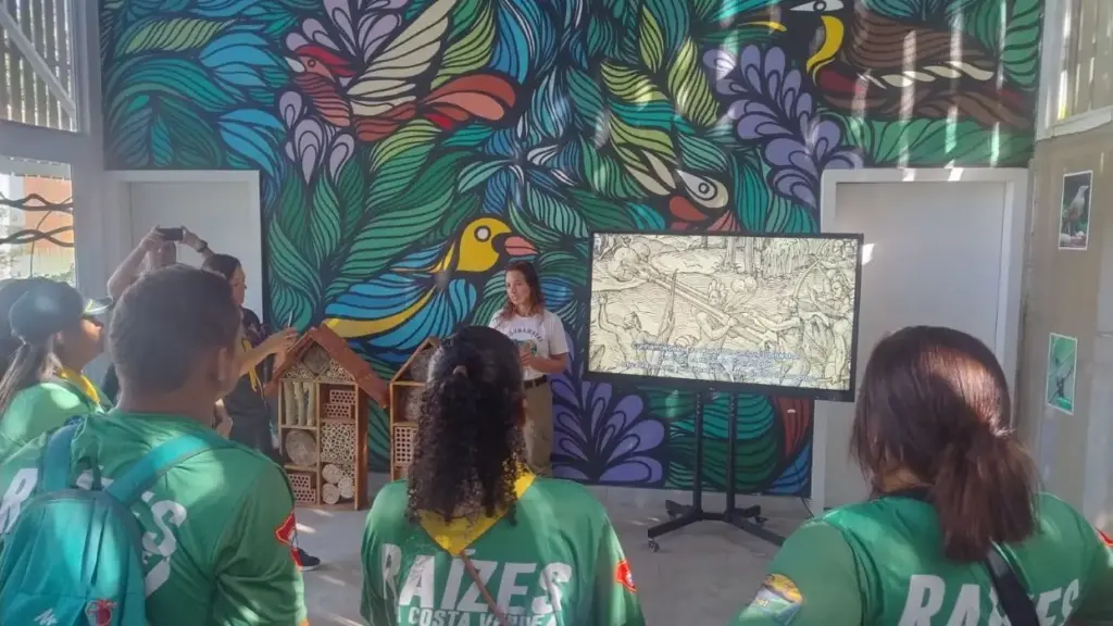 Desbravadores participam de apresentação educativa no Parque Cunhambebe
