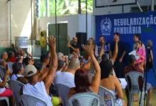 Moradores participam de assembleia de regularização fundiária em Mangaratiba