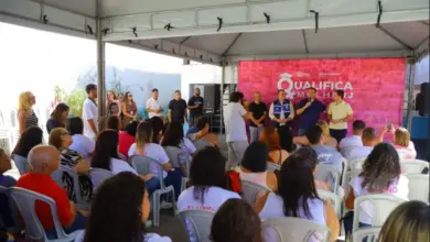 Formatura do Qualifica Mulher RJ reuniu autoridades e alunas em Conceição de Jacareí