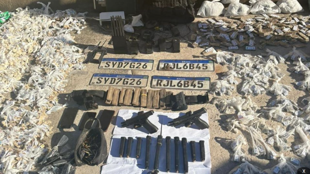 Operação na comunidade do Carvão em Itaguaí, que prendeu chefe do tráfico.