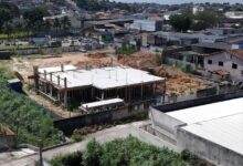 Obras do Centro de Parto Normal e da nova maternidade avançam em Itaguaí, já na fase estrutural, após garantia de recursos federais pela Prefeitura (FOTO: DIVULGAÇÃO/PMI).