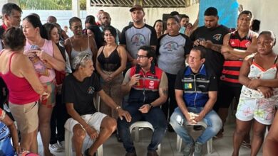 Prefeito Haroldinho realiza reunião no Carvão, em Itaguaí, anuncia obras e reforça canal direto com moradores para resolver problemas históricos.