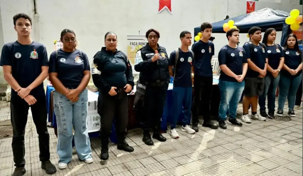 Alunos do projeto Patrulheiros Mirins participaram da mobilização