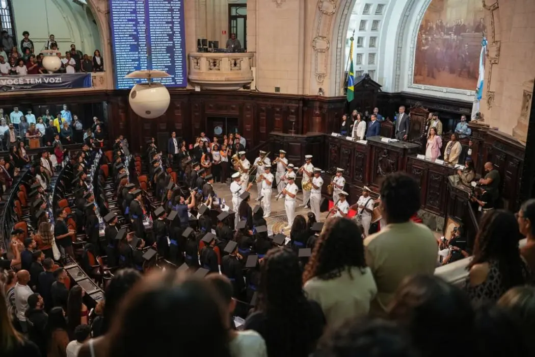 Cerimônia de abertura do Parlamento Juvenil 2026 reuniu estudantes de todo o estado