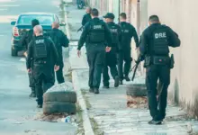 Agentes da DRE-BF durante operação contra o tráfico de drogas