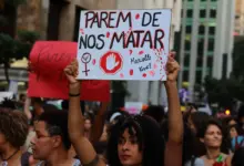 Protesto contra a violência contra a mulher
