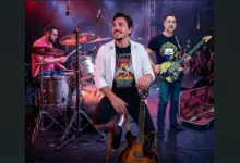 Flávio Bajô e banda