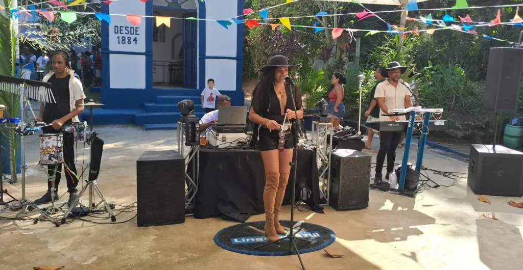 Banda tocando