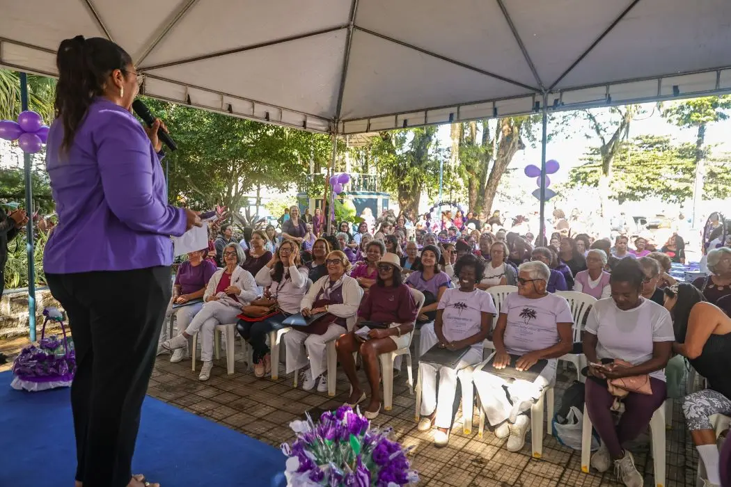Idosos de diversos distritos de Mangaratiba em uma manhã de integração