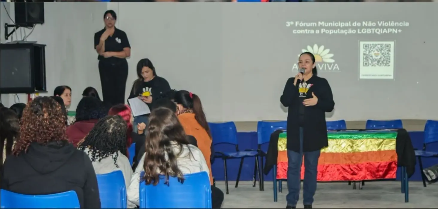A palestrante durante o evento