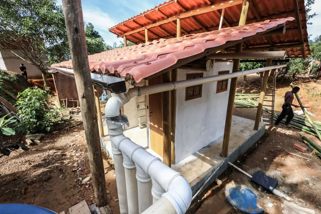 Projeto de banheiros sustentáveis e sistemas de reaproveitamento de água
