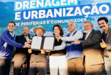 Anúncio do Novo PAC Periferia Viva prevê mais de R$ 1 bilhão em investimentos para obras de urbanização, saneamento e drenagem em comunidades e bairros periféricos do Rio de Janeiro.