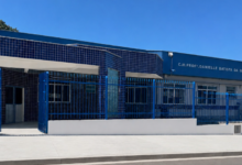 A Creche Municipal Danielle Batista da Silva foi reinaugurada após uma ampla reforma, passando a oferecer espaços mais modernos, seguros e acolhedores para o atendimento às crianças da educação infantil.