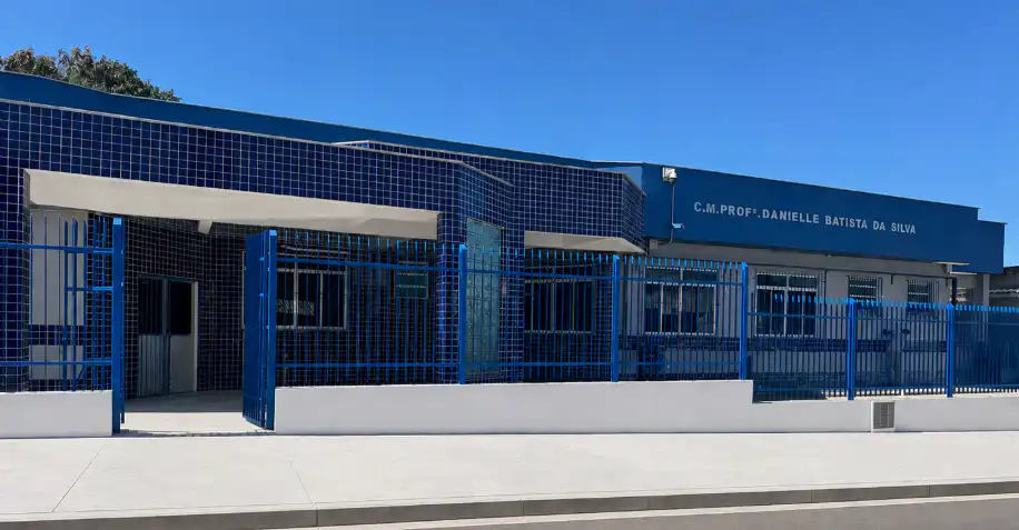 A Creche Municipal Danielle Batista da Silva foi reinaugurada após uma ampla reforma, passando a oferecer espaços mais modernos, seguros e acolhedores para o atendimento às crianças da educação infantil.