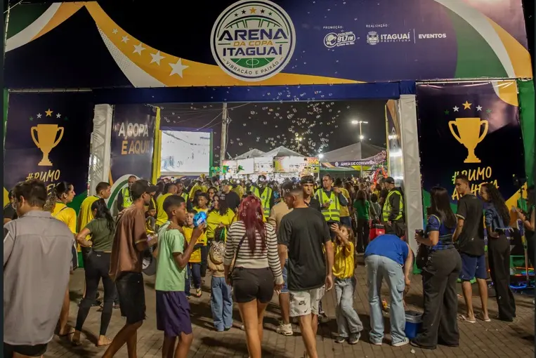 Público lota a Arena da Copa