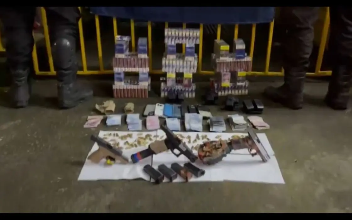Material apreendido pela Polícia Militar