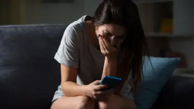 Violência digital contra mulheres
