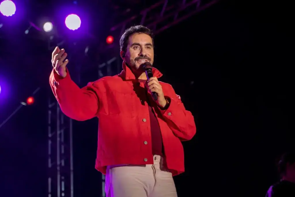Padre Fábio de Melo emocionou o público no Palco Quiva