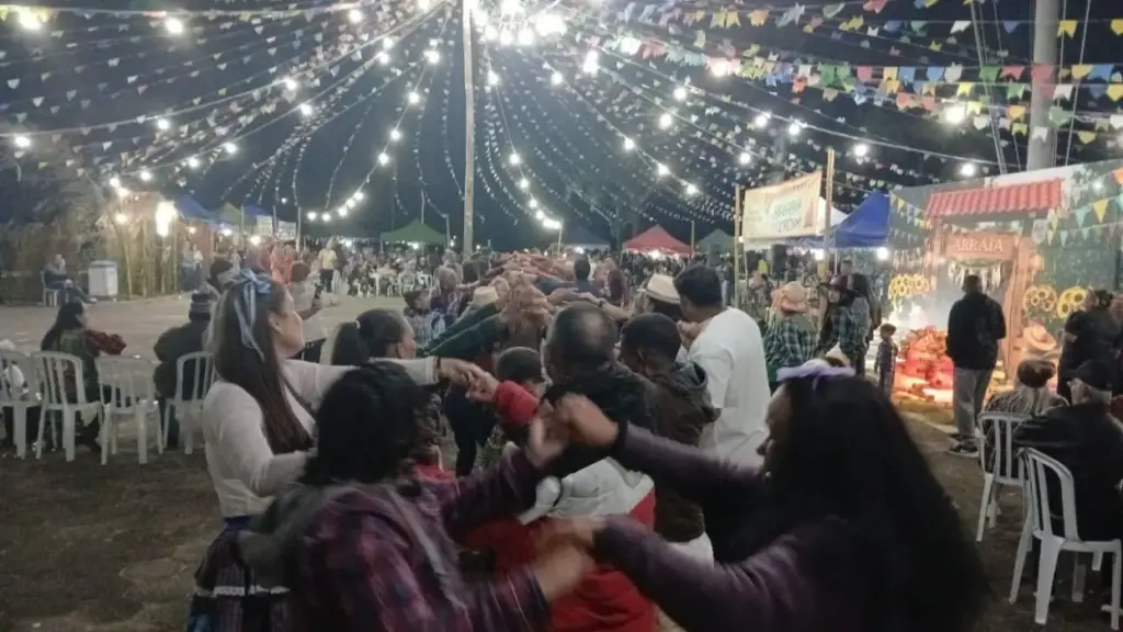 Momento da quadrilha junina