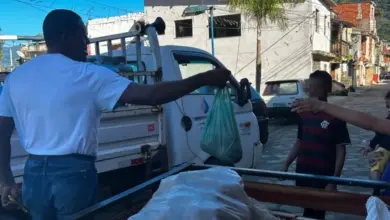 Cerca de 700 kg de inhame e 30 kg de feijão foram entregues