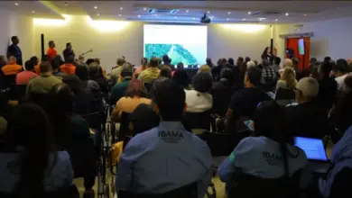 Audiência pública contou com moradores, comerciantes, autoridades
