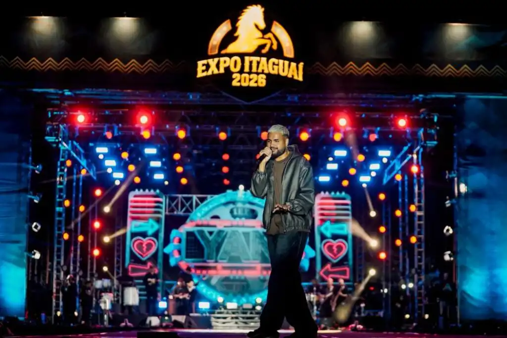 Yan abriu a última noite da Expo Itaguaí