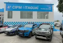Imóvel e viaturas