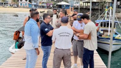 Equipes da Prefeitura de Mangaratiba e da Marinha do Brasil