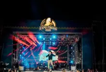 Natanzinho Lima levou milhares de fãs ao Palco Laiá
