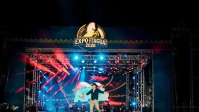 Natanzinho Lima levou milhares de fãs ao Palco Laiá