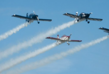 Esquadrilha CEU traz espetáculo de acrobacias aéreas no encerramento da Expo Itaguaí 2026.
