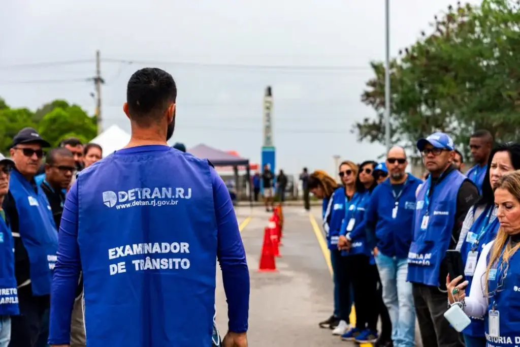 Examinadores do Detran RJ