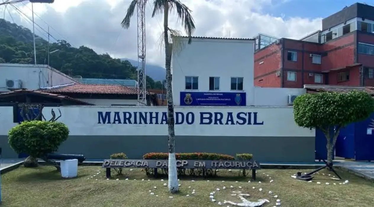 Fachada da Capitania dos Portos em Itacuruçá