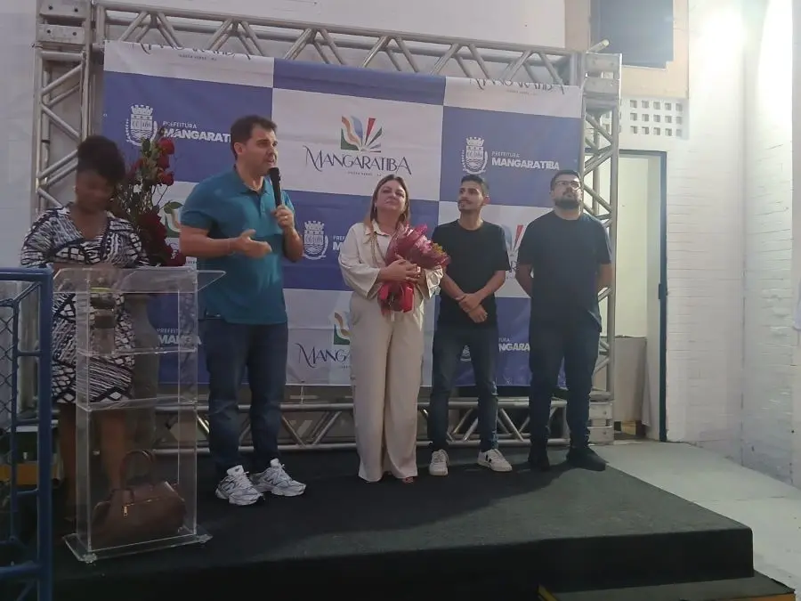 Prefeito e autoridades