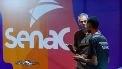 Instrutor do Senac RJ apresenta demonstração de drone