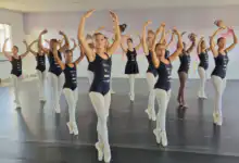 Jovens participaram nesta sexta-feira (21) da seletiva da Escola do Teatro Bolshoi no Brasil, realizada no Instituto Novos Talentos, em Santa Cruz.