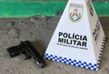 Simulacro de pistola