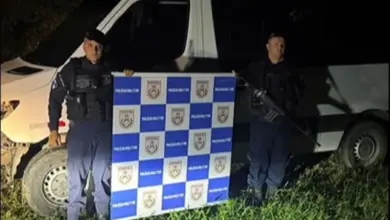 Policiais militares do 24º BPM localizaram o veículo roubado