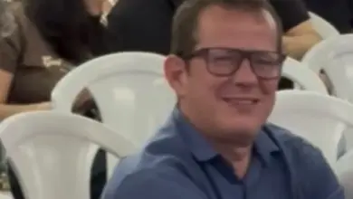 Fabinho Taciano rindo
