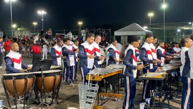 Segundo dia do Campeonato Estadual de Bandas e Fanfarras terminou com apresentações de destaque e interrupção pela chuva em Itaguaí.