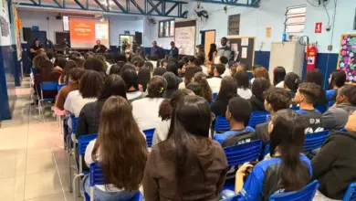 Estudantes do Instituto de Educação Professor Joel Monnerat, em Três Rios