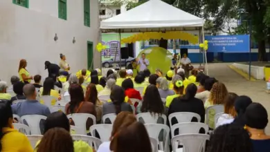 Programação do Setembro Amarelo reuniu idosos na Praça Robert Simões