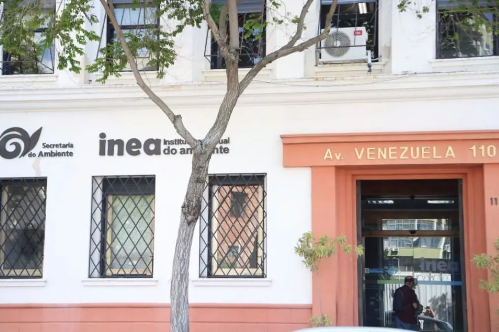 Fachada do Inea